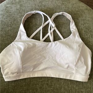 Lululemon Free to be Serene Bra in White size 12